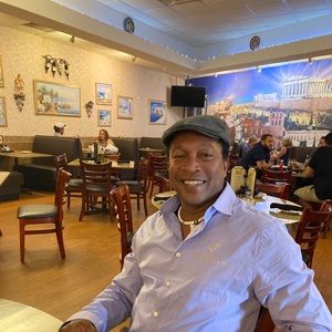 Meet your Posher, Ian